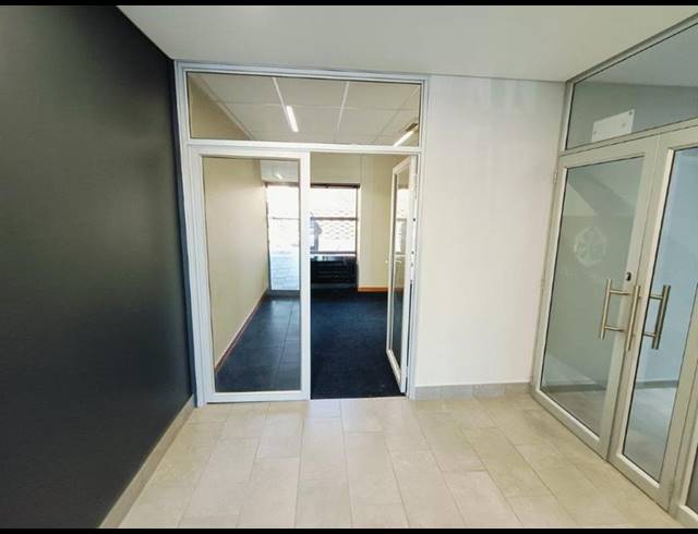 BUSINESS PROPERTY TO RENT IN STRUBENSVALLEI